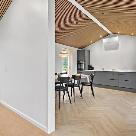 3 Bedroom In *